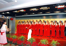 ���͸質���